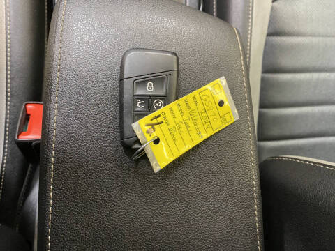 2024 Volkswagen Taos SEL 4Motion