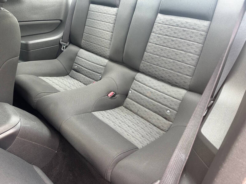 2006 Ford Mustang GT Deluxe
