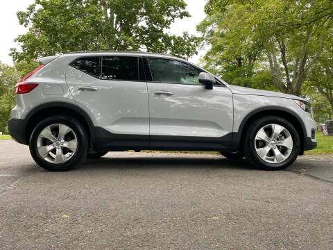 2022 Volvo XC40 for sale at Reynolds Auto Sales in Wakefield MA