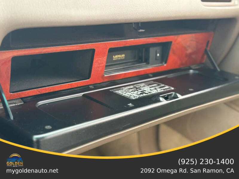 1997 Lexus LS 400