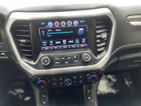 2017 GMC Acadia SLT-1