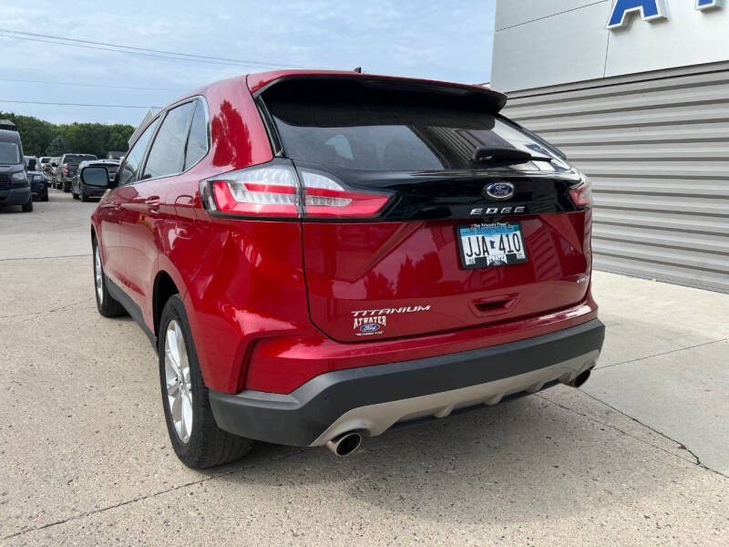 2022 Ford Edge Titanium