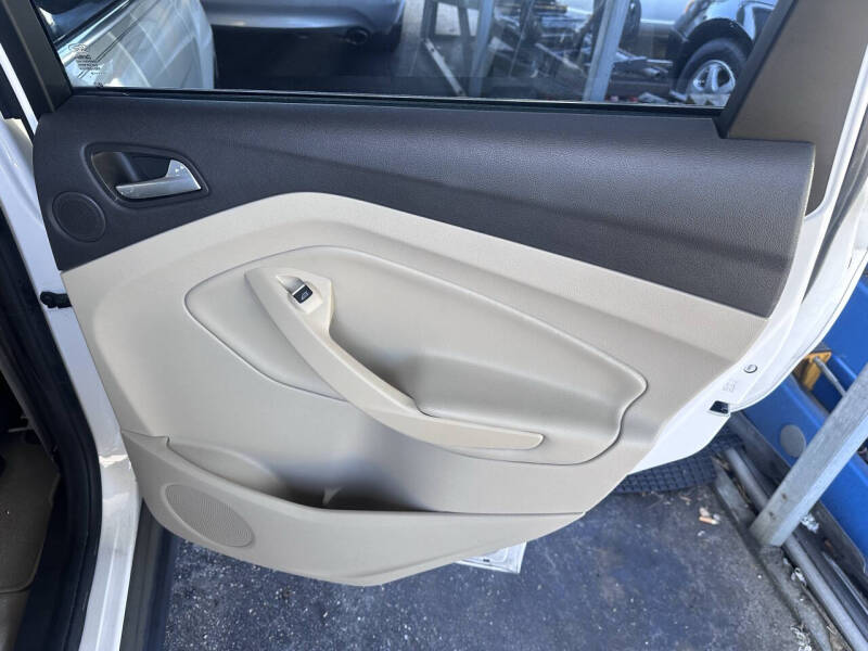 2014 Ford C-MAX Energi SEL