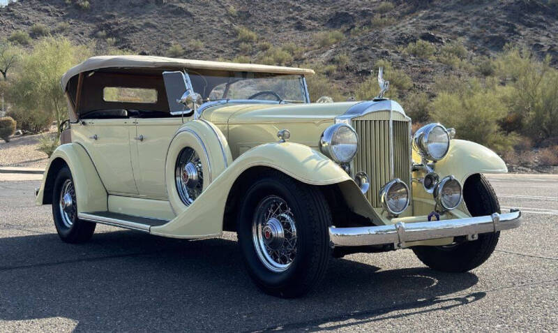 1933 Packard Eight