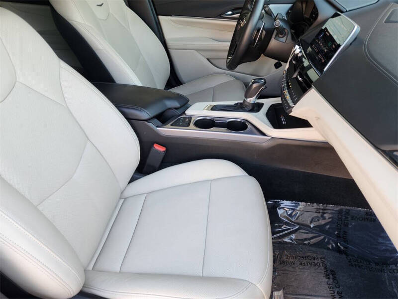 2024 Cadillac CT4 Premium Luxury