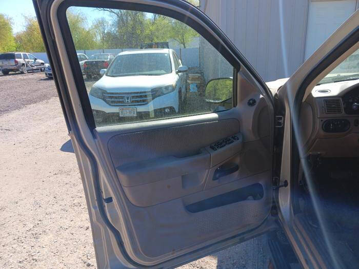 2005 Ford Explorer XLT