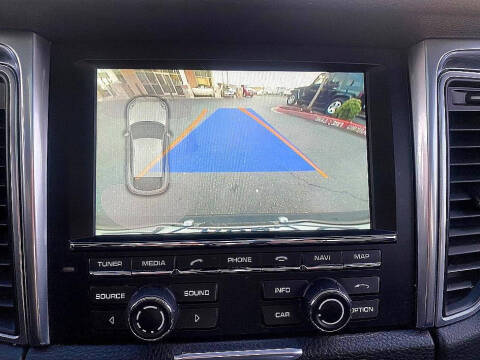 2015 Porsche Macan S