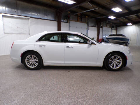 2016 Chrysler 300 C