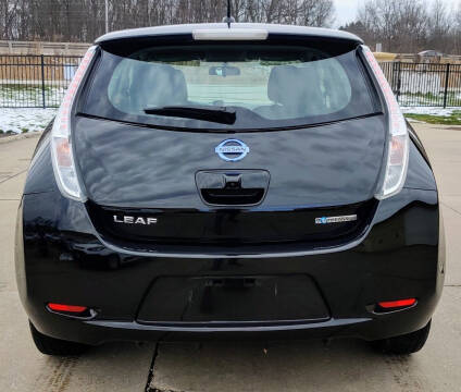 2016 Nissan LEAF S-24