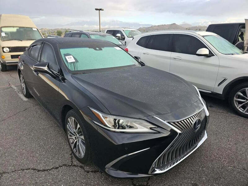 2021 Lexus ES 300h
