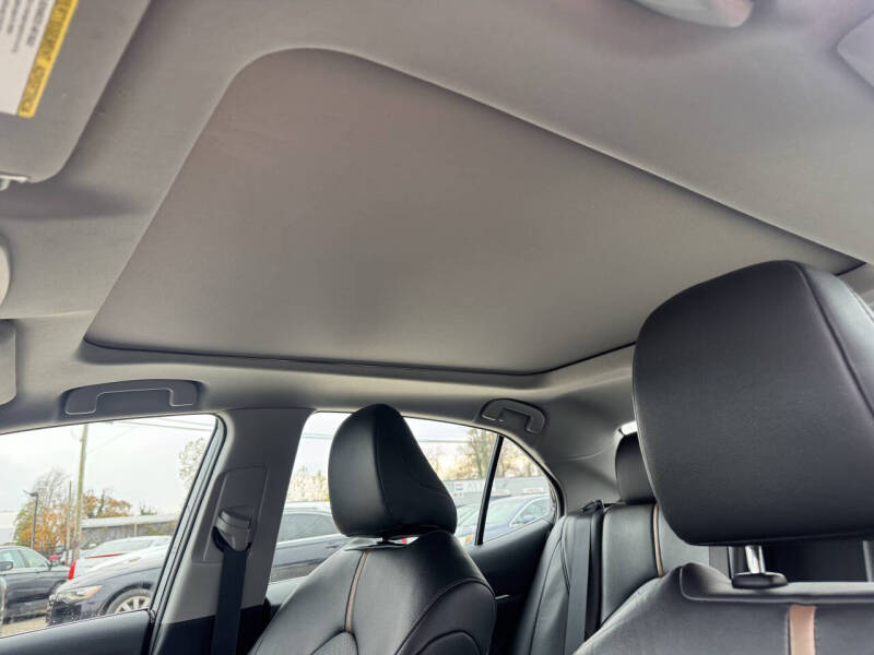 2019 Toyota Camry XLE