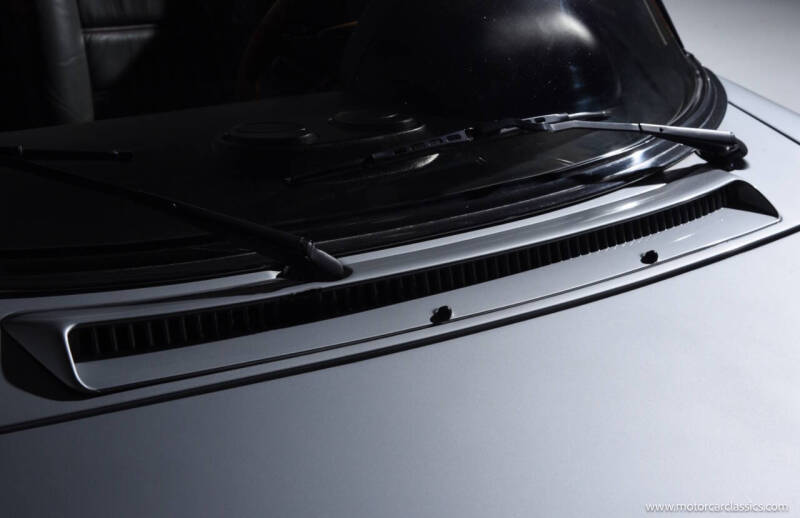 1987 Alfa Romeo Spider Quadrifoglio