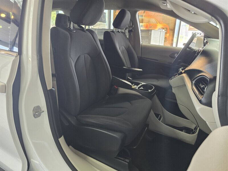 2018 Chrysler Pacifica Touring Plus