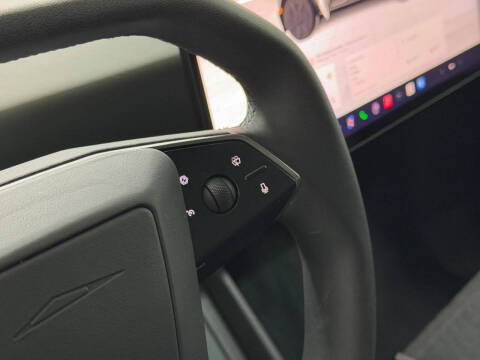 2025 Tesla Cybertruck Long Range