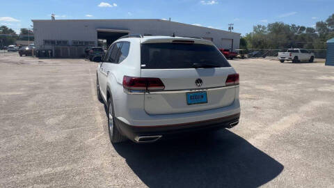 2023 Volkswagen Atlas SE