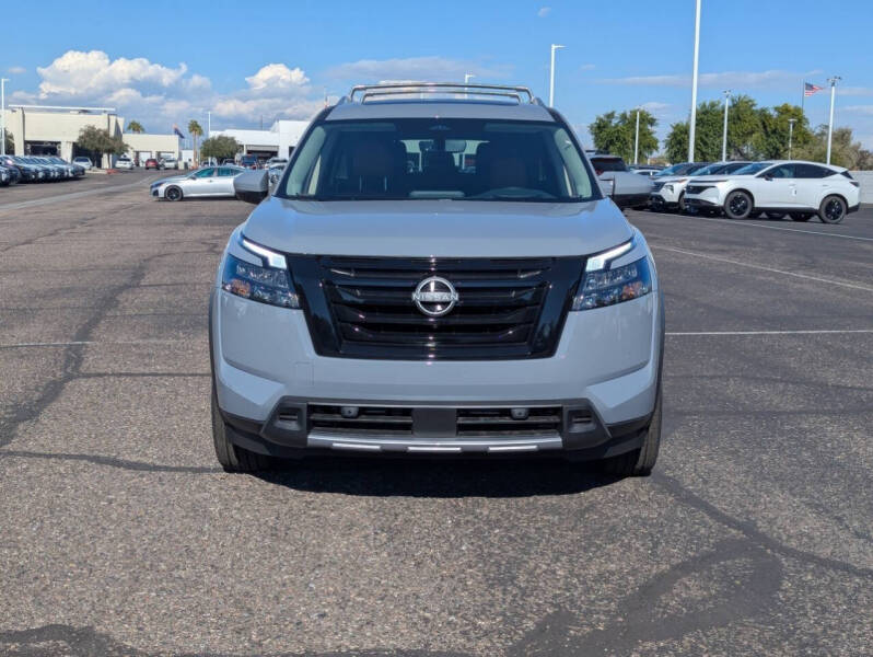 2025 Nissan Pathfinder Platinum