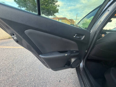 2016 Toyota Prius Three