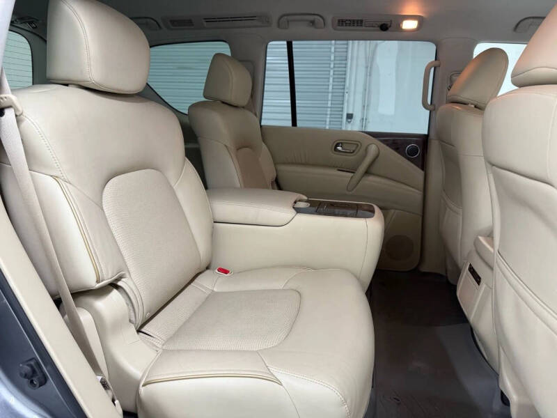 2017 Infiniti QX80