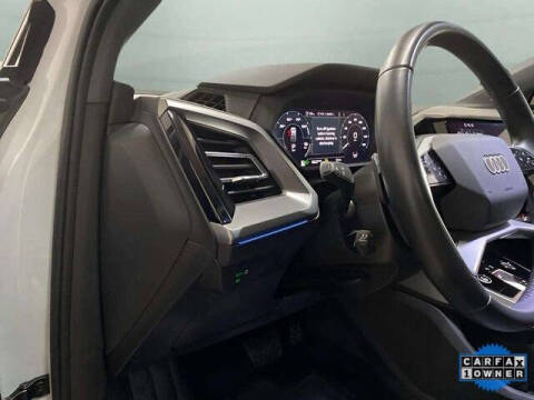 2024 Audi Q4 e-tron quattro Premium Plus 50