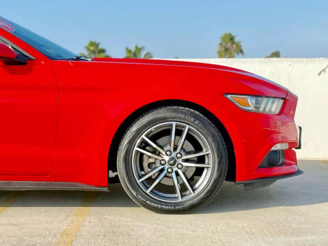 2017 Ford Mustang EcoBoost Premium