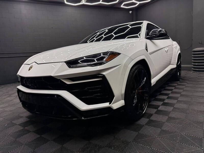2022 Lamborghini Urus