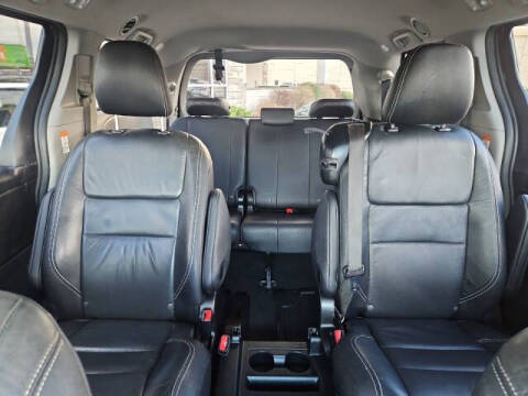 2017 Toyota Sienna