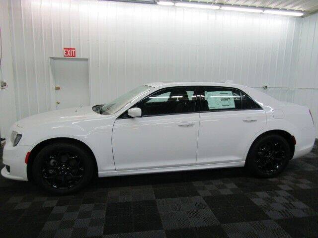 2022 Chrysler 300 for sale at Michigan Credit Kings in South Haven MI