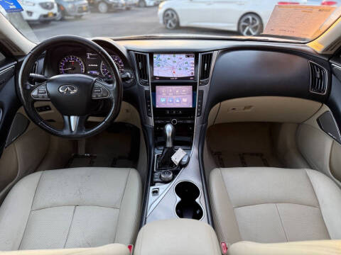 2017 Infiniti Q50 2.0T