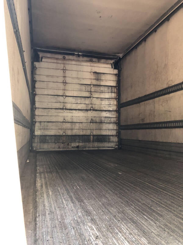 2005 Freightliner M2 106