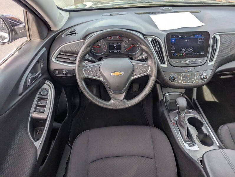 2024 Chevrolet Malibu LT