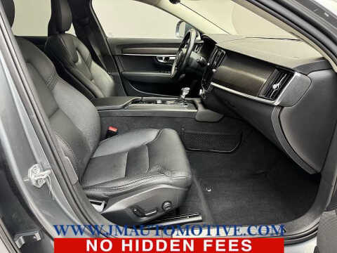 2019 Volvo V90 Cross Country T5