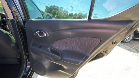 2015 Nissan Versa 1.6 SV