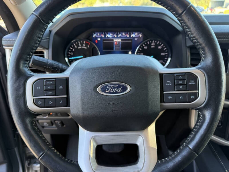 2023 Ford Expedition MAX XLT