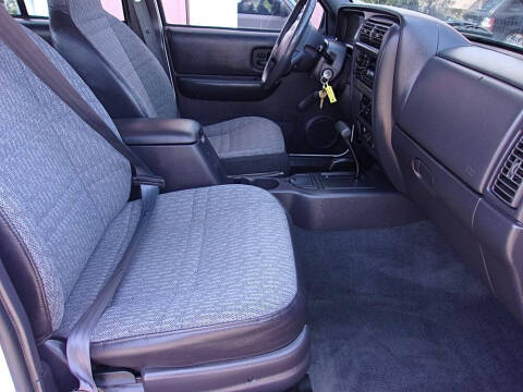 2000 Jeep Cherokee SE