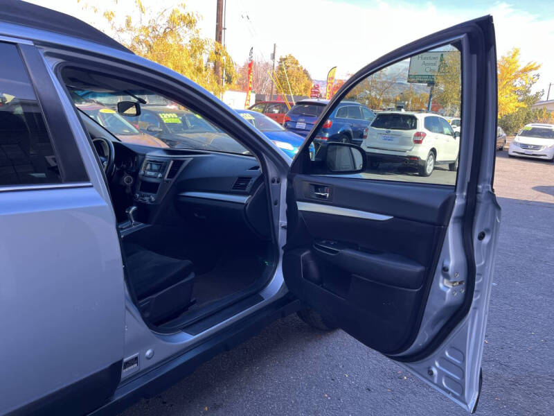 2013 Subaru Outback 2.5i