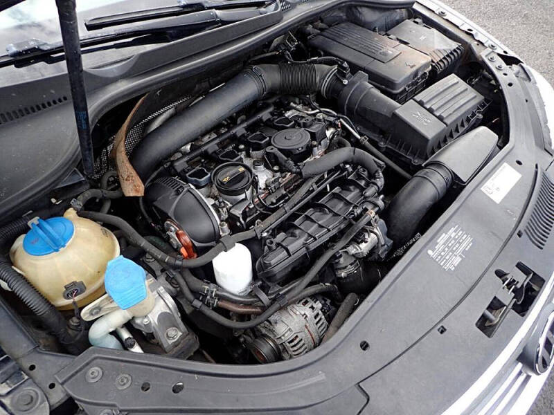 2010 Volkswagen Eos Lux