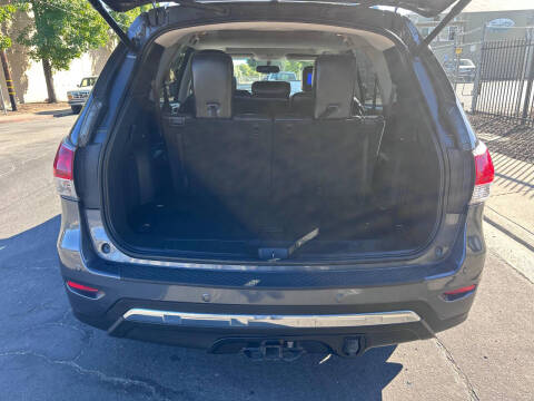 2014 Nissan Pathfinder Platinum