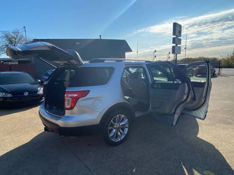 2011 Ford Explorer Limited