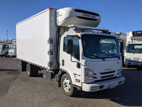 2017 Isuzu NRR