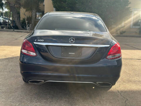 2018 Mercedes-Benz C-Class C 300