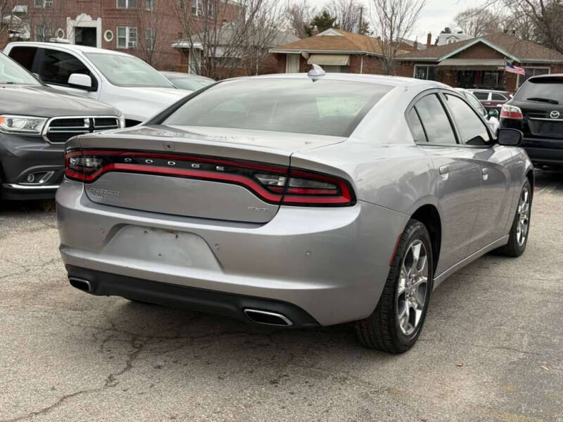 2015 Dodge Charger SXT