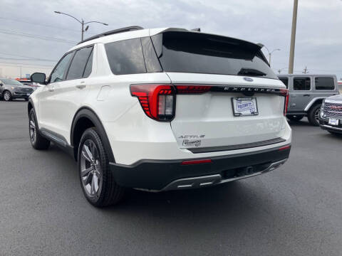 2025 Ford Explorer Active