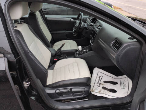 2016 Volkswagen Jetta 1.8T Sport