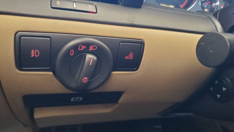 2004 Volkswagen Phaeton Premiere Edition W12