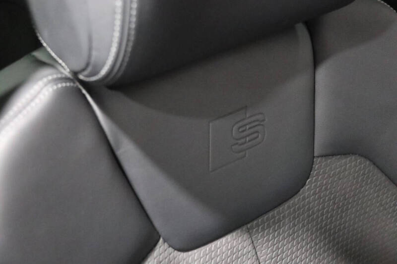 2020 Audi SQ5 3.0T quattro Premium Plus