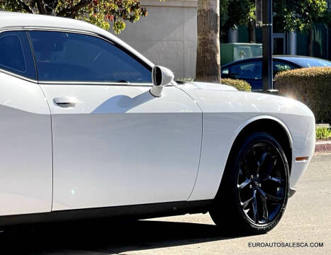 2023 Dodge Challenger SXT