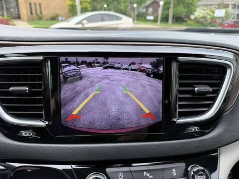 2018 Chrysler Pacifica Touring L Plus