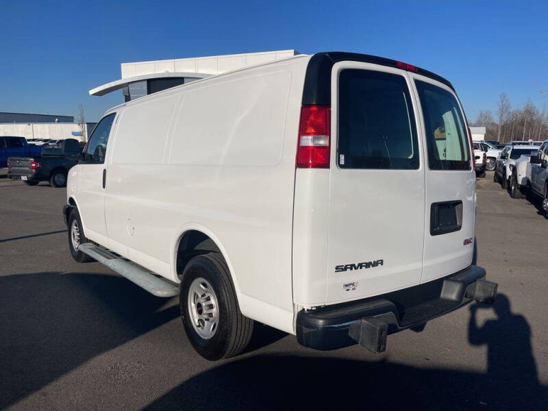 2023 GMC Savana 2500