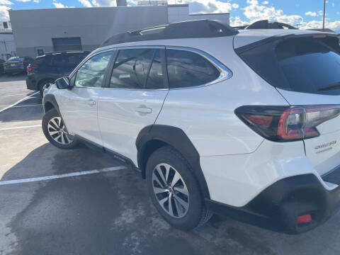 2023 Subaru Outback Premium