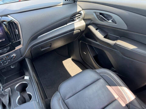 2021 Chevrolet Traverse LT Leather